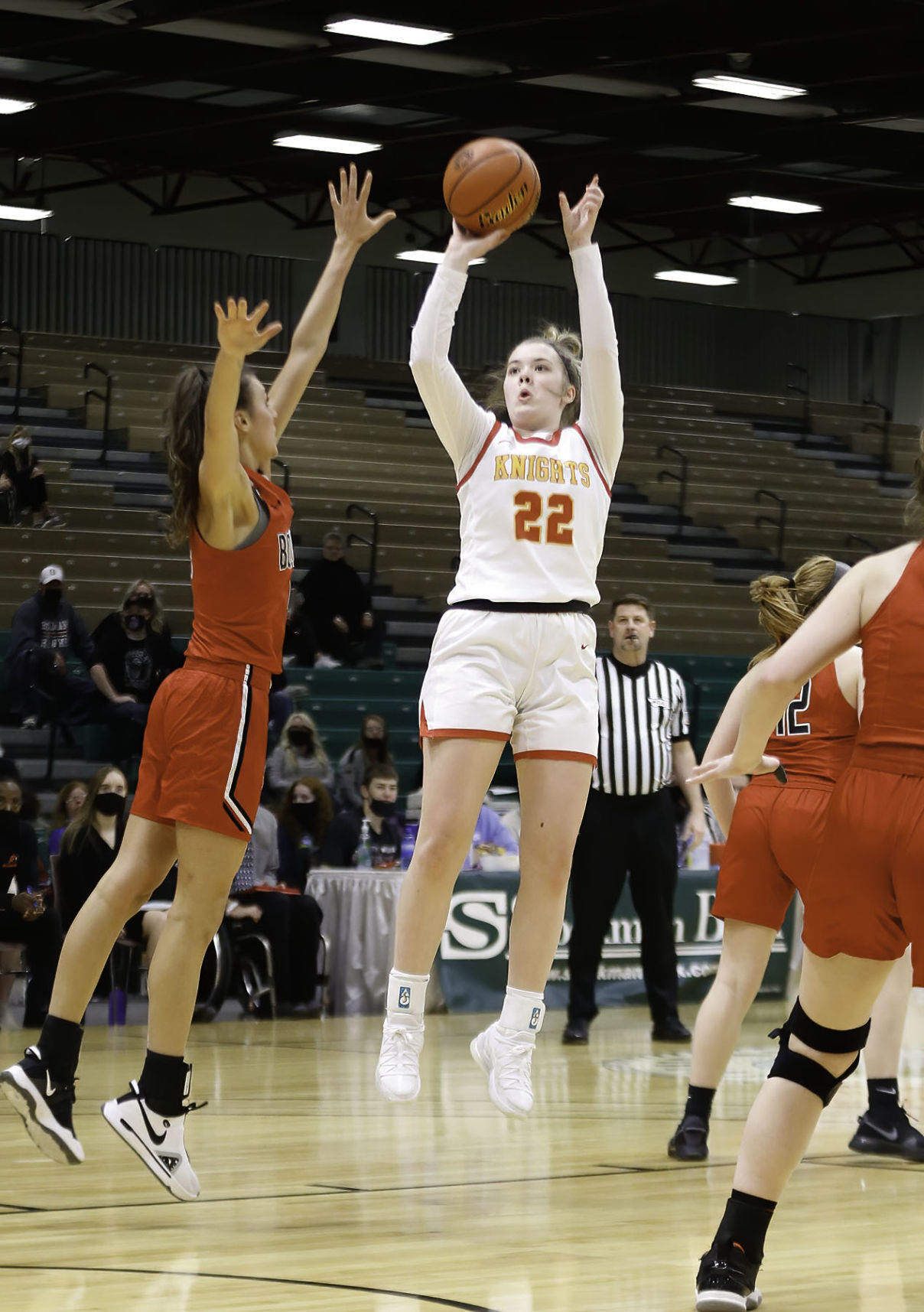 031221-ir-spt-girls-basketball-Hellgate-2.jpg